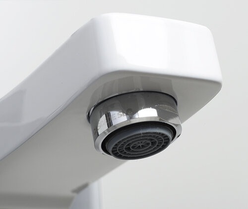 Смеситель Wasserkraft ALLER 1061W для ванны и душа с коротким изливом, белый/хром