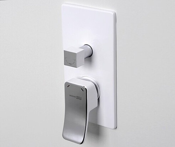 Душевая стойка Wasserkraft A16067WHITE, скрытый монтаж, белый/хром