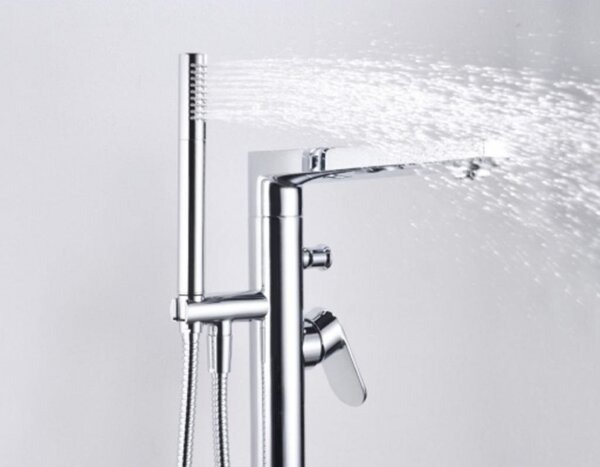 Смеситель Wasserkraft 5821 для ванны, напольный, хром