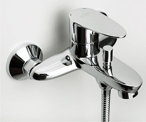 Смеситель Wasserkraft LEINE 3501 для ванны и душа с коротким изливом, хром