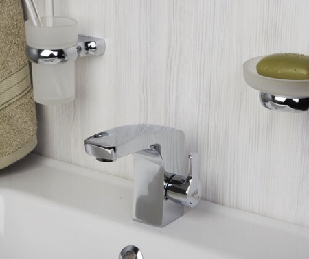 Смеситель Wasserkraft 4803 для раковины, картридж 25 mm, аэратор с регулируемым наклоном струи, хром