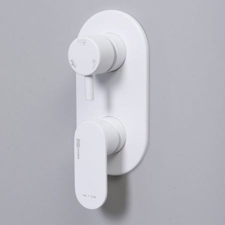 Душевой комплект Wasserkraft 8500 А85161, цвет белый Soft-touch